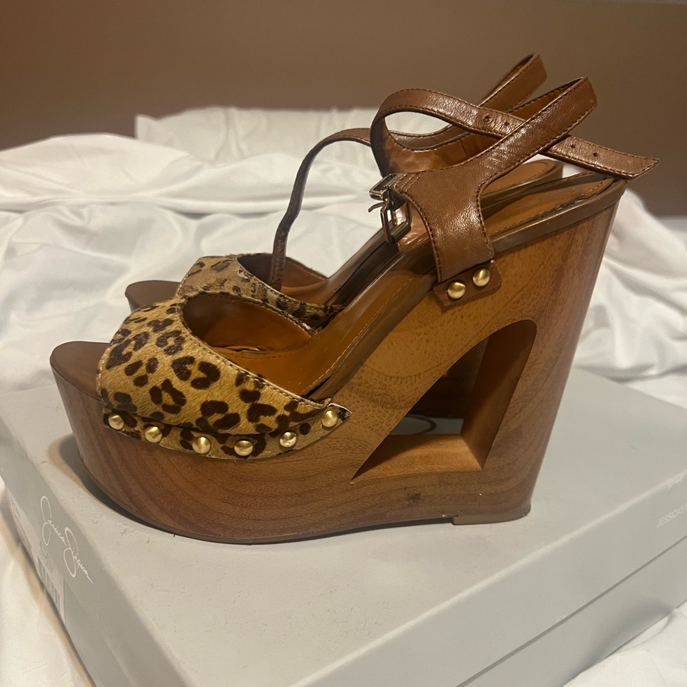 Jessica Simpson wedge sandals-cheetah print size 8